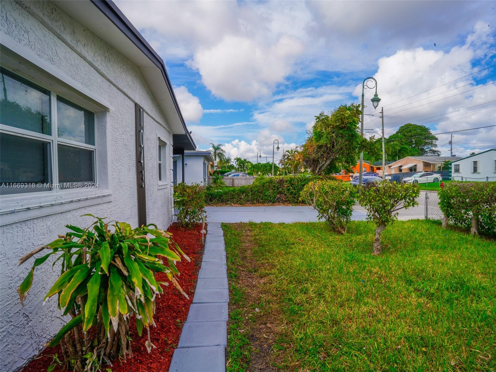 MONROE HEIGHTS - Residential