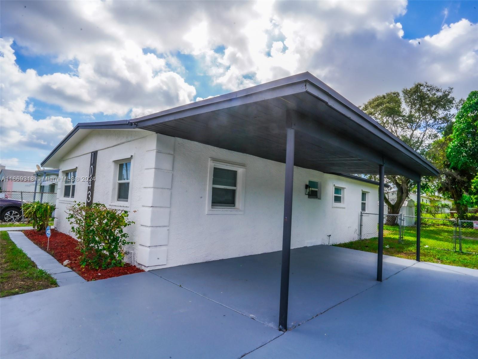 MONROE HEIGHTS - Residential