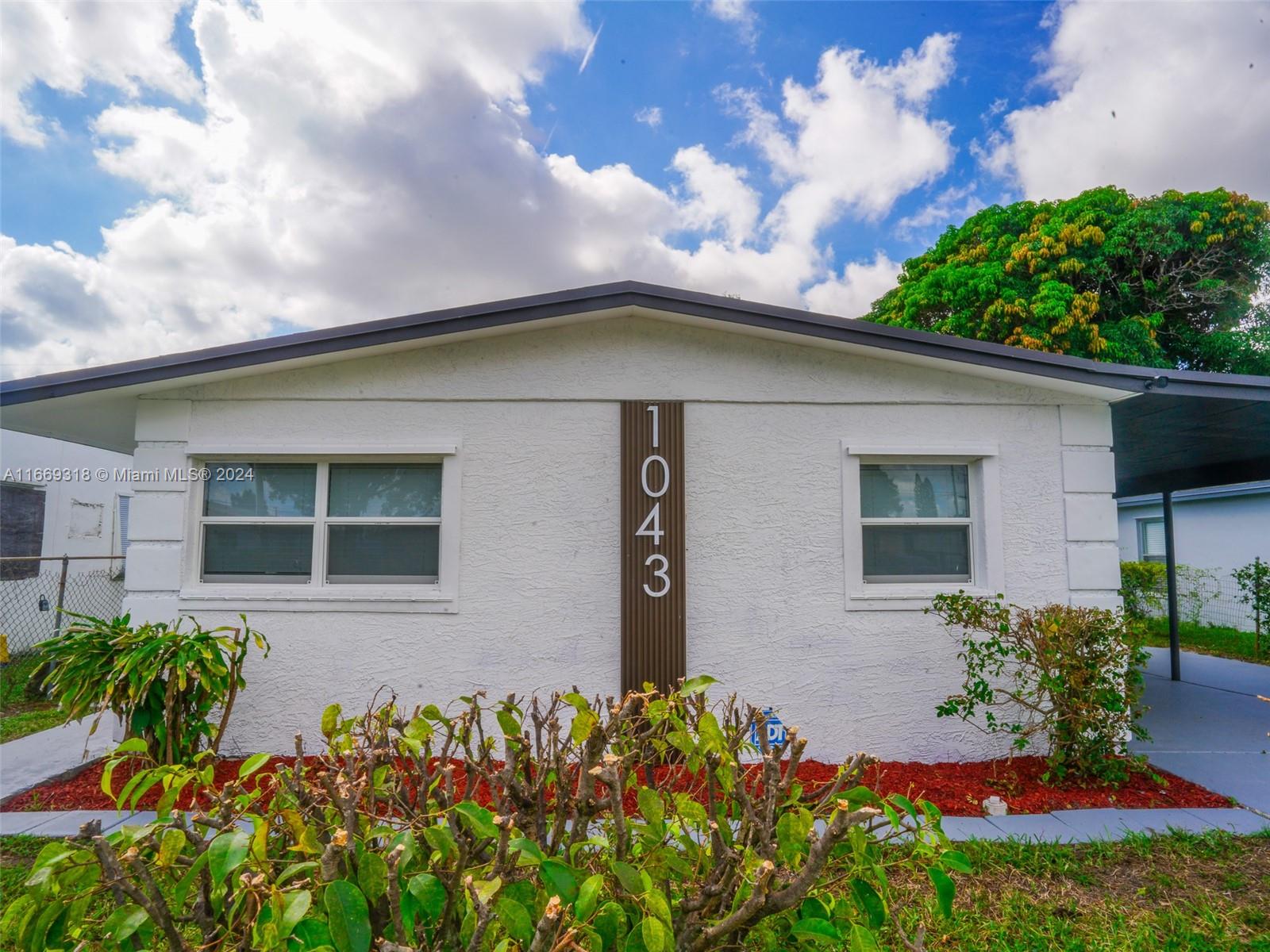 MONROE HEIGHTS - Residential