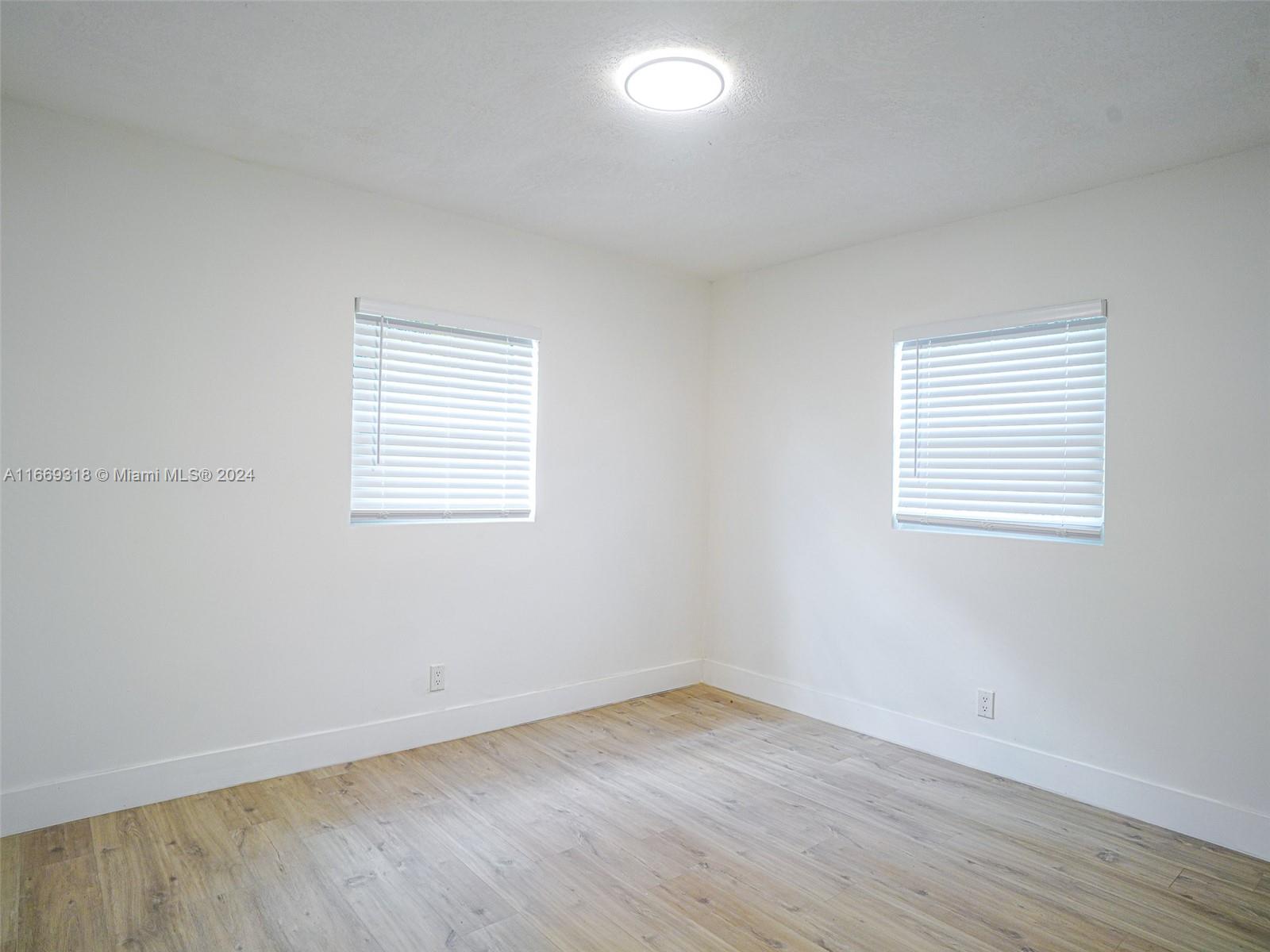 MONROE HEIGHTS - Residential