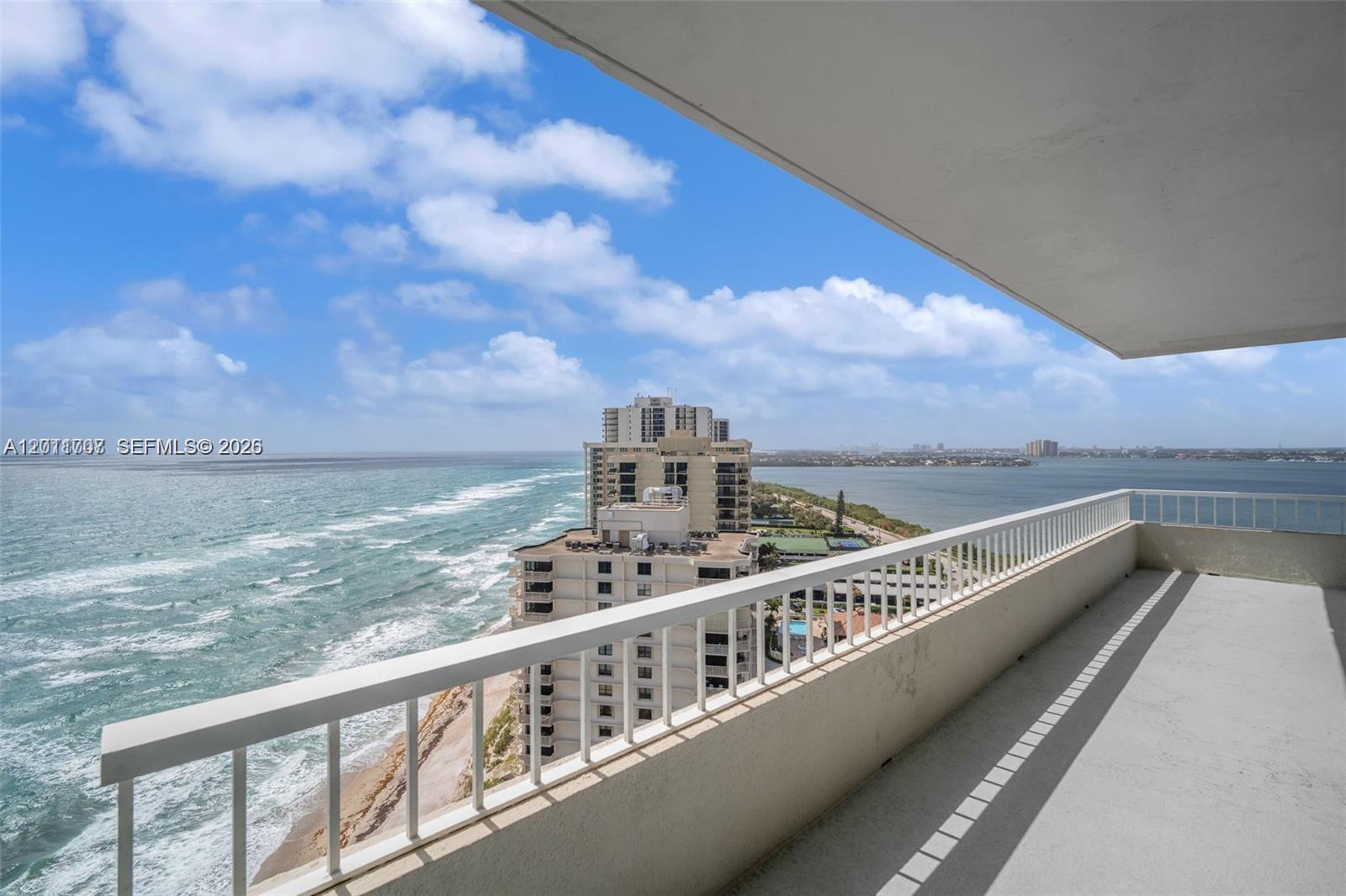 WATER GLADES CONDO - Residential