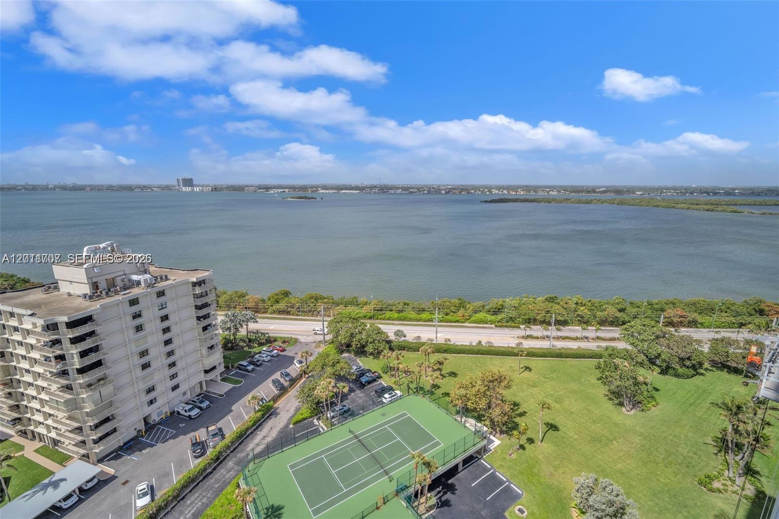 WATER GLADES CONDO - Residential
