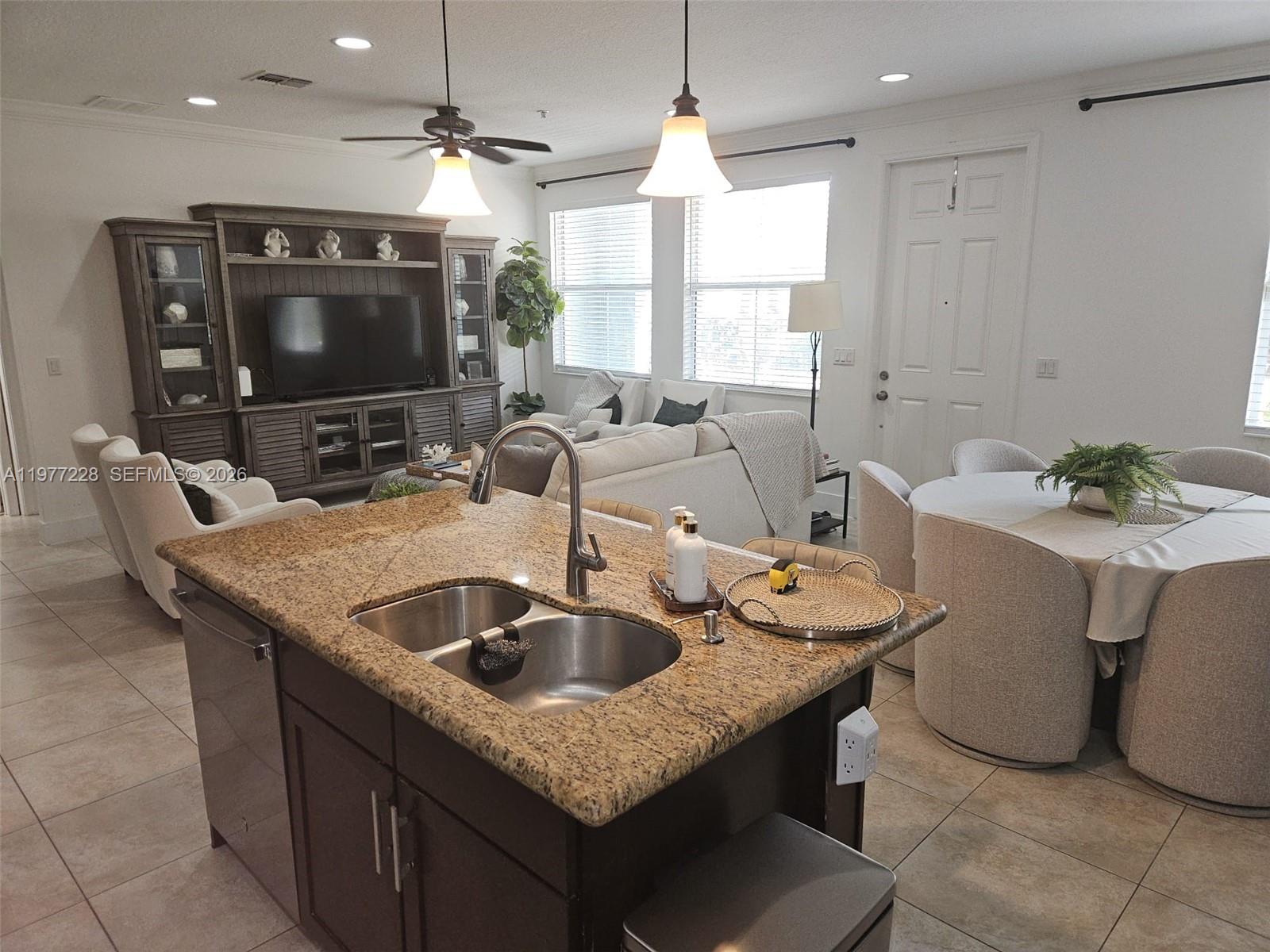 OAKLAND SAWGRASS EXPRESSW - Residential