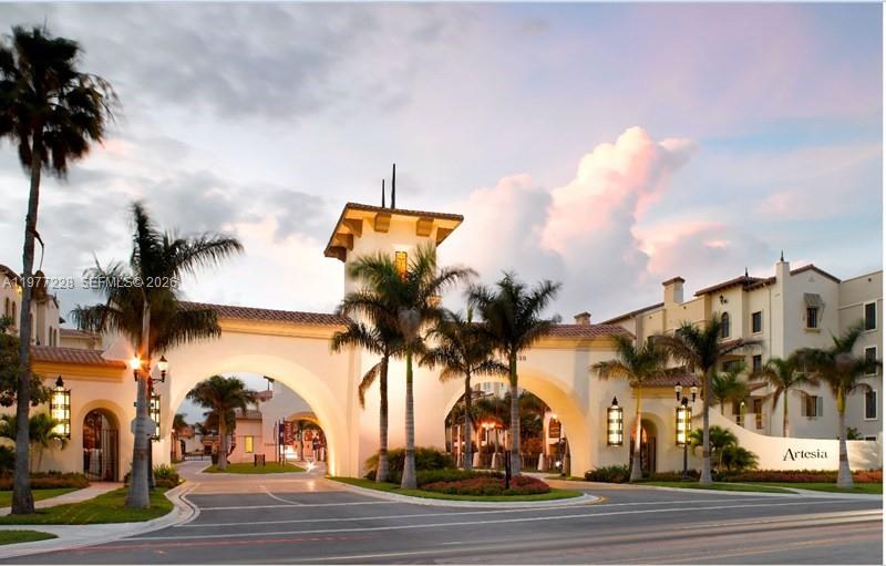 OAKLAND SAWGRASS EXPRESSW - Residential
