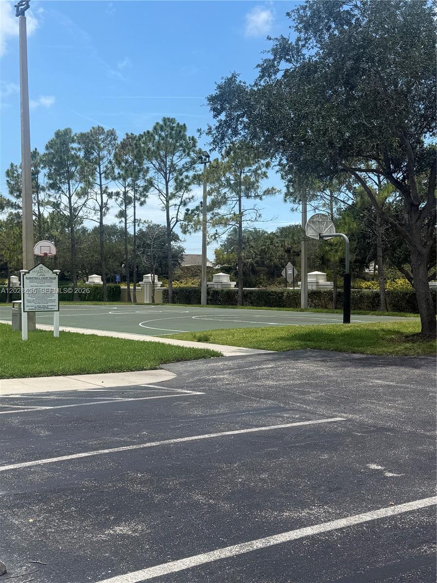 HARBOUR ISLES PHASE 1 - Residential
