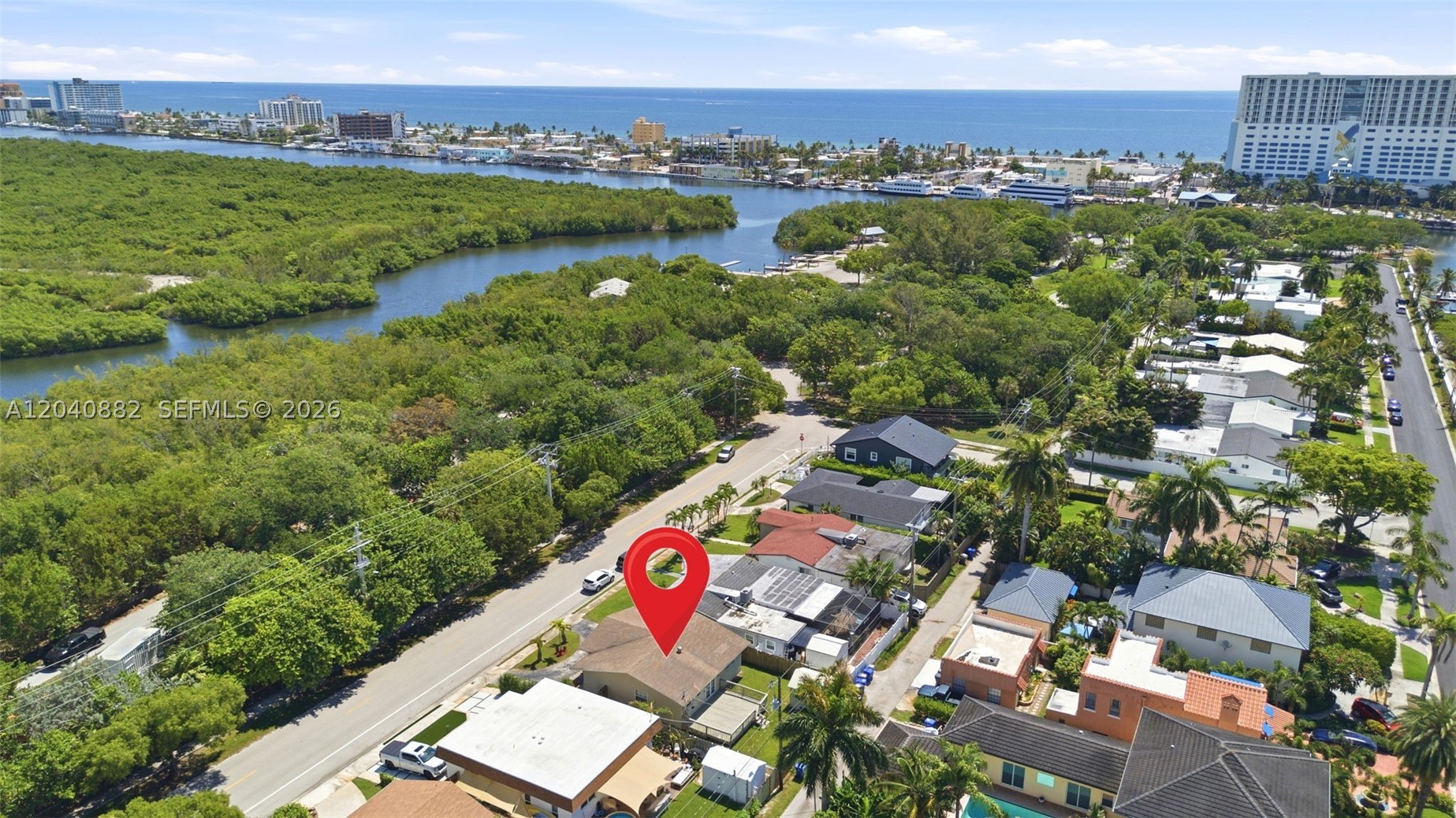 HOLLYWOOD LAKES SECTION - Residential