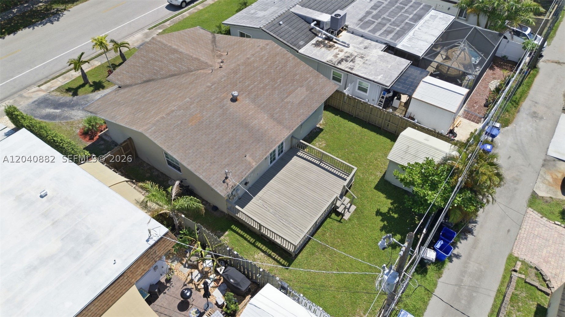 HOLLYWOOD LAKES SECTION - Residential
