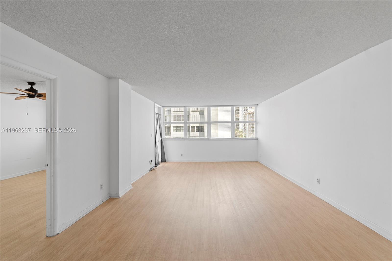 TRAFALGAR TOWERS CONDOMIN - Residential