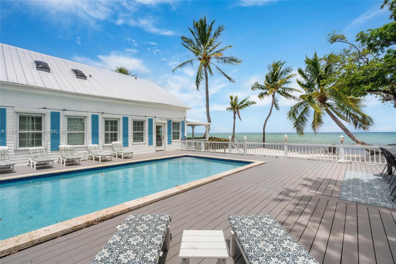 Mat Ocean View - Residential