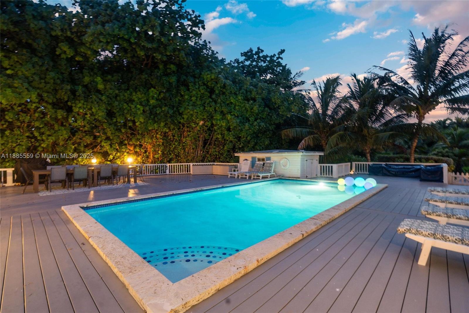 Mat Ocean View - Residential