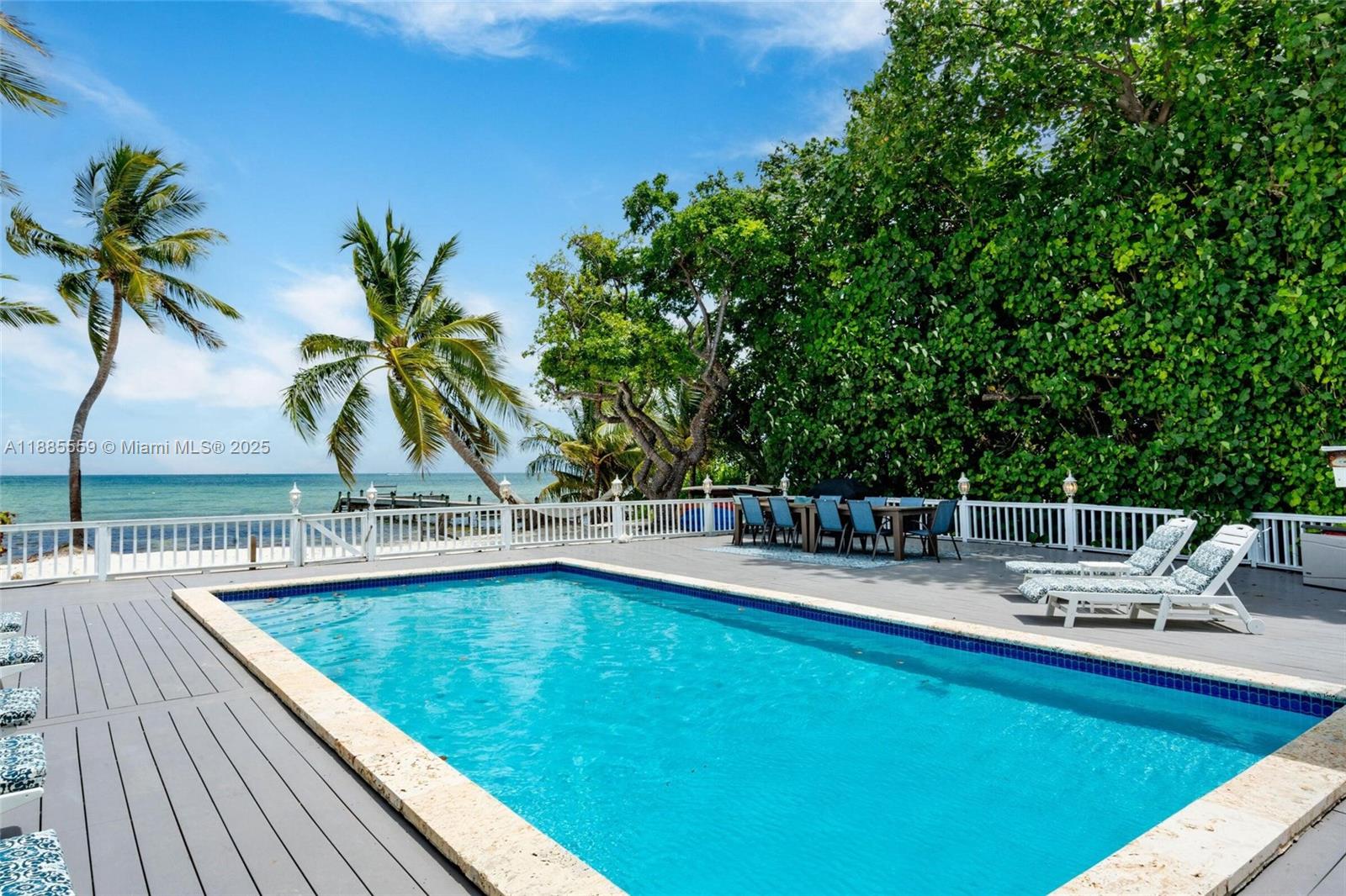Mat Ocean View - Residential