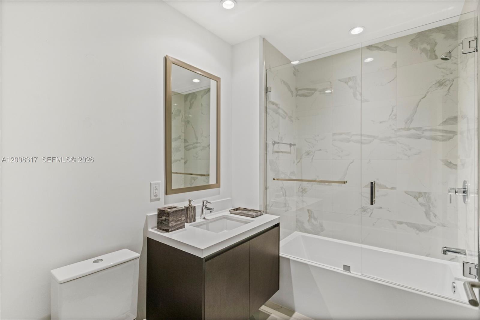 PARAMOUNT MIAMI WORLDCENT - Residential