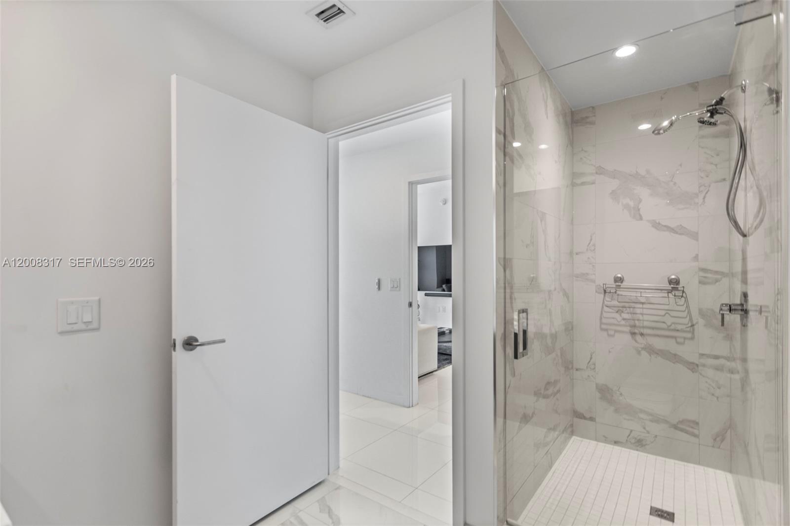 PARAMOUNT MIAMI WORLDCENT - Residential