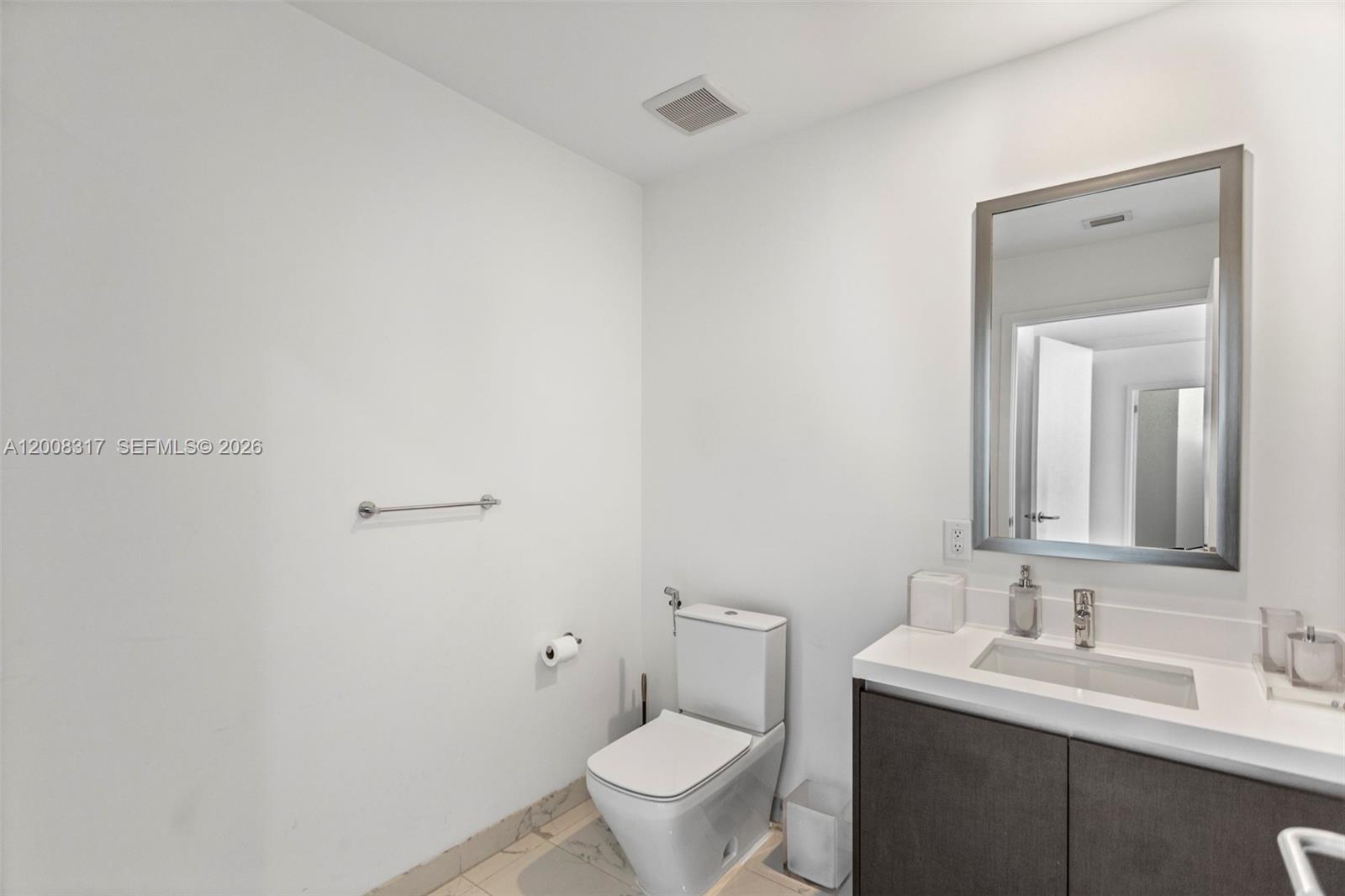 PARAMOUNT MIAMI WORLDCENT - Residential