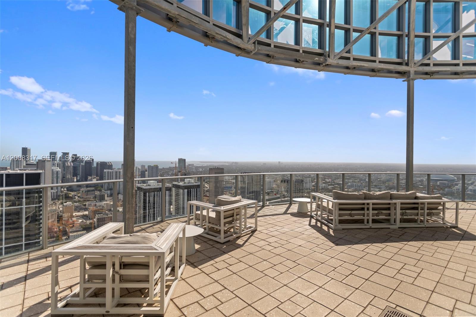PARAMOUNT MIAMI WORLDCENT - Residential