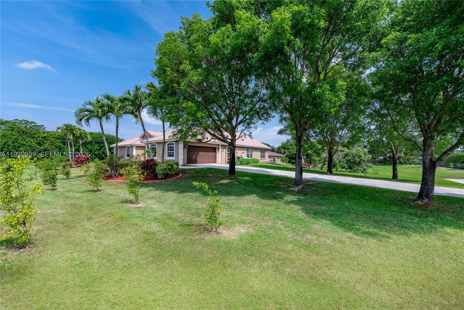 EVERGLADES SUGAR & LAND C - Residential