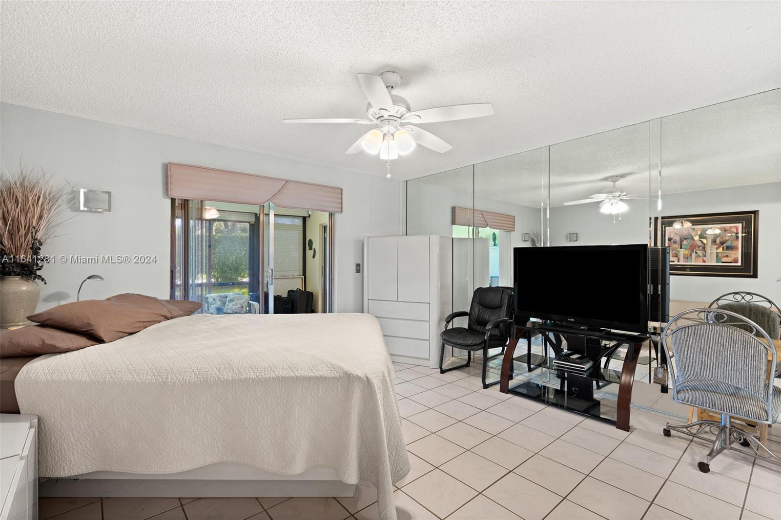 WHISPER WALK/EASTGATE - Residential