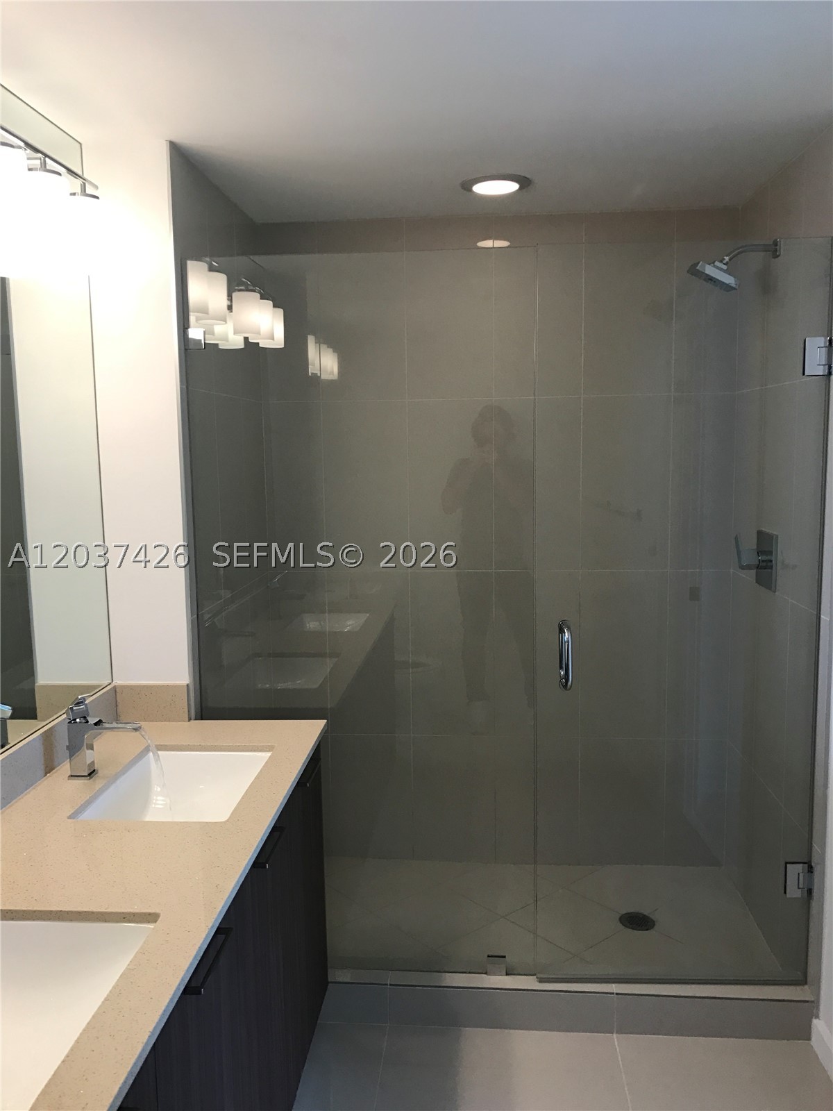 5300 Paseo - Residential Lease