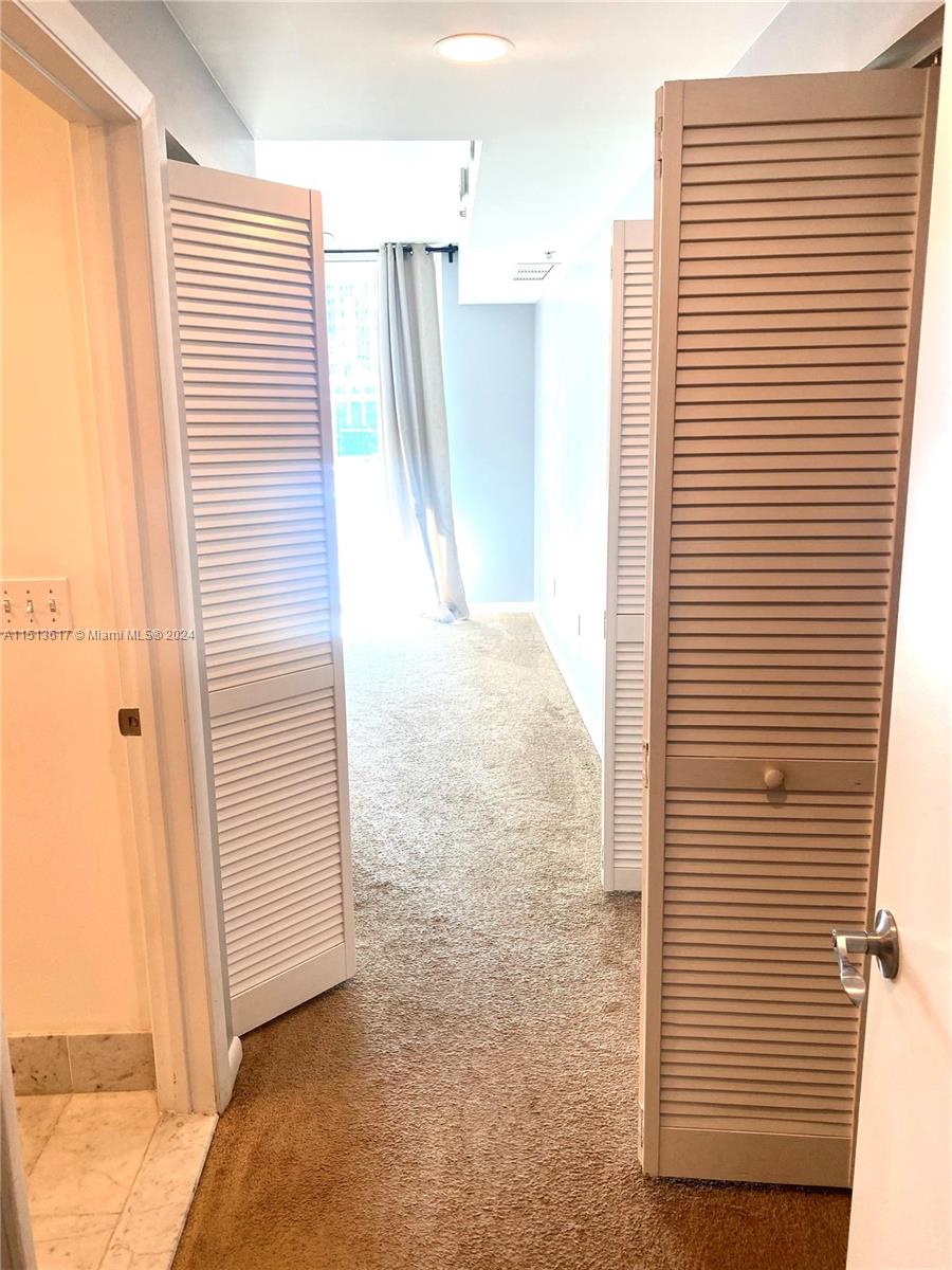VIZCAYNE SOUTH CONDO - Residential