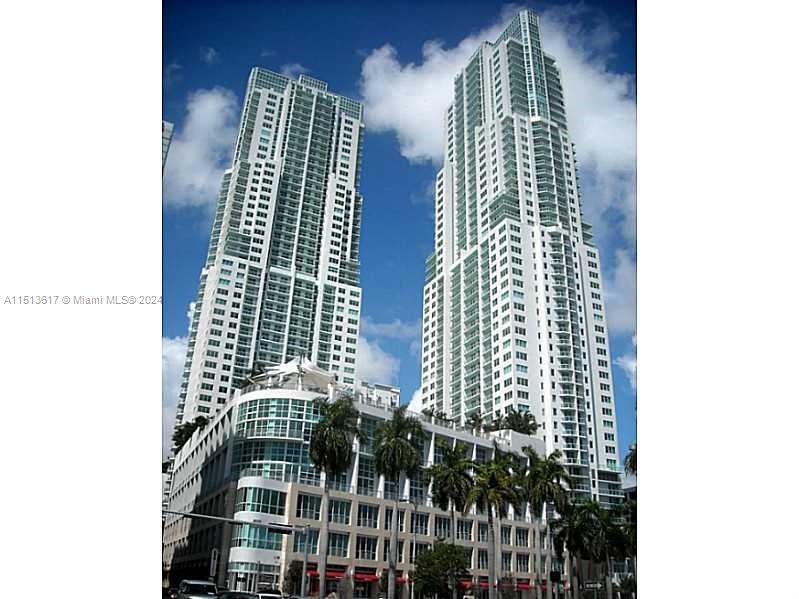 VIZCAYNE SOUTH CONDO - Residential