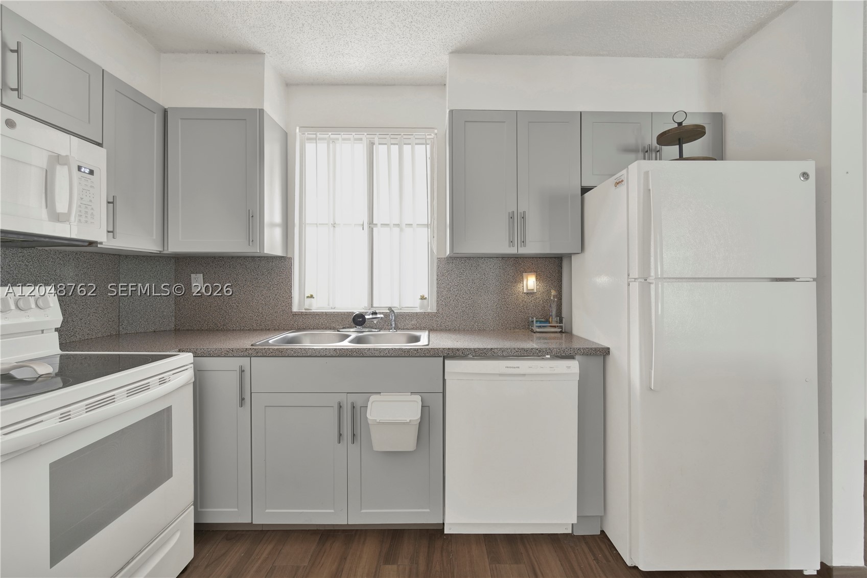 MIRASSOU CONDO - Residential