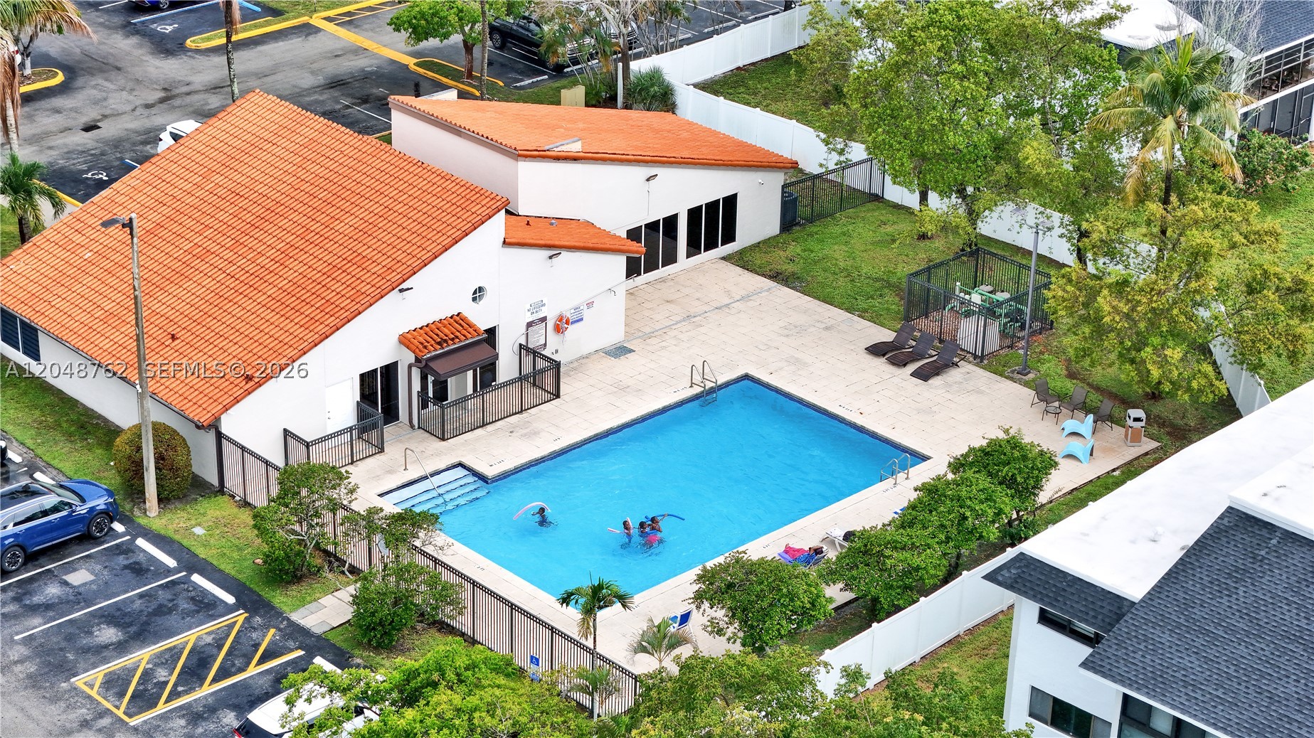 MIRASSOU CONDO - Residential
