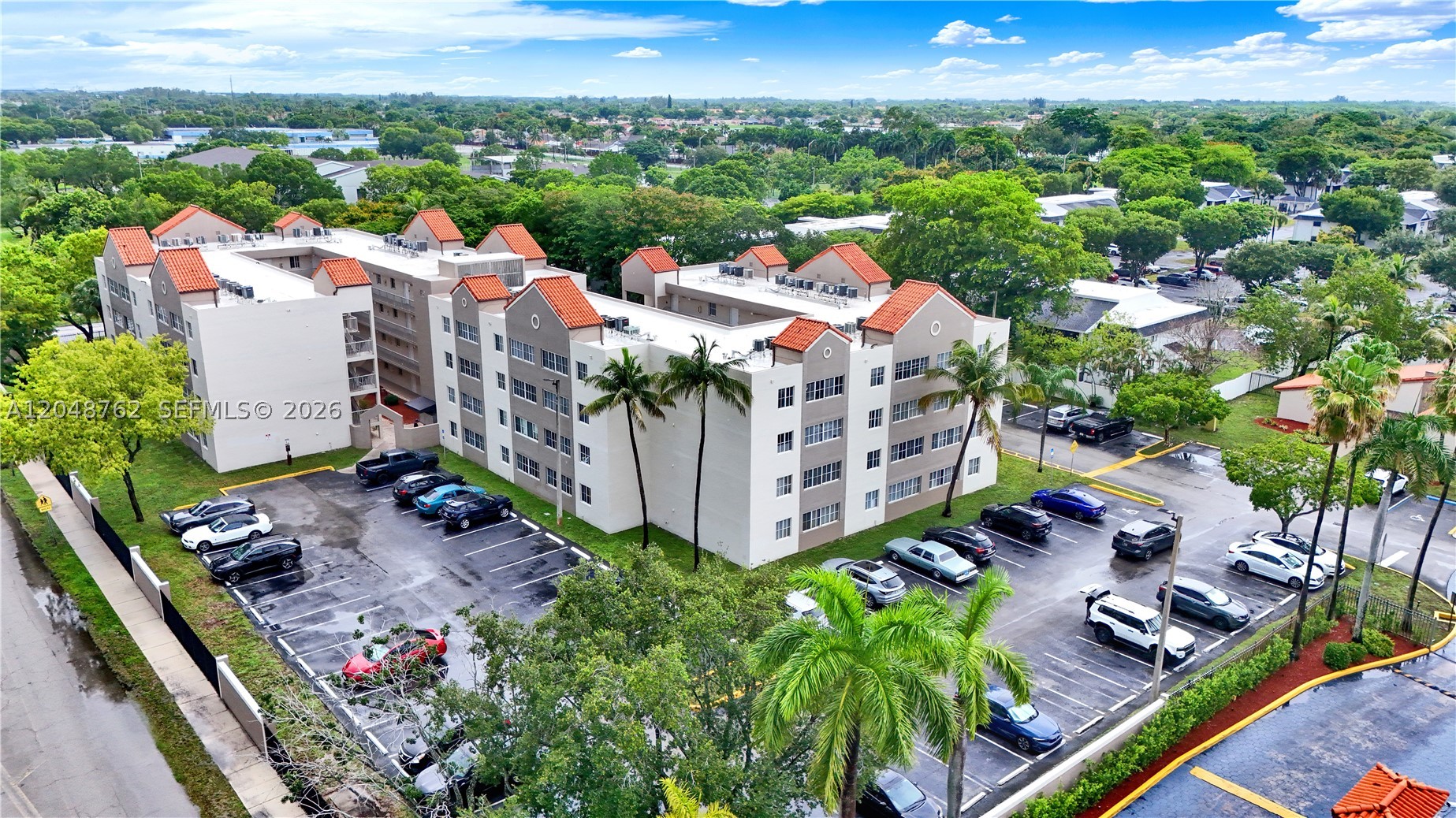 MIRASSOU CONDO - Residential