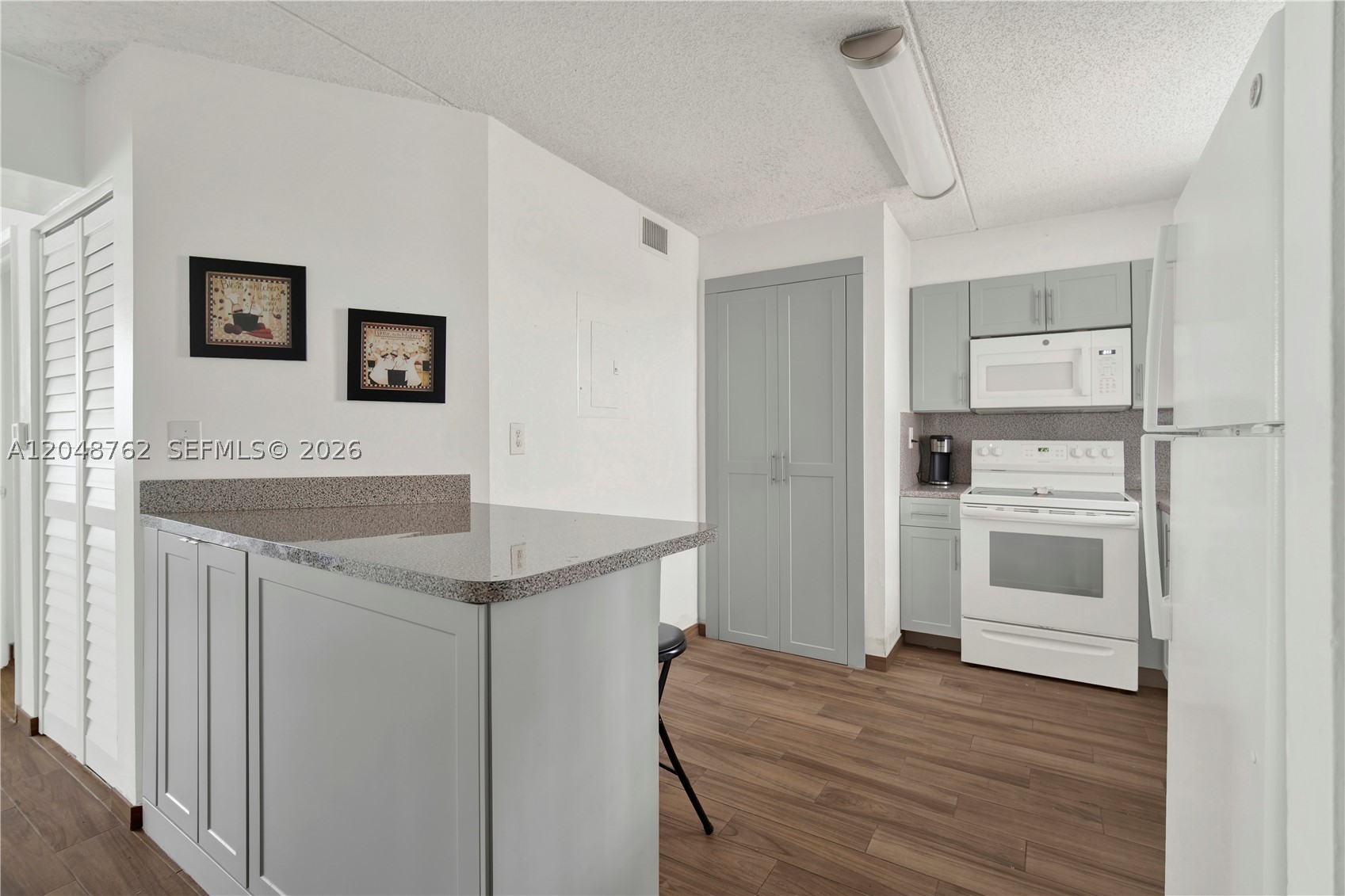 MIRASSOU CONDO - Residential