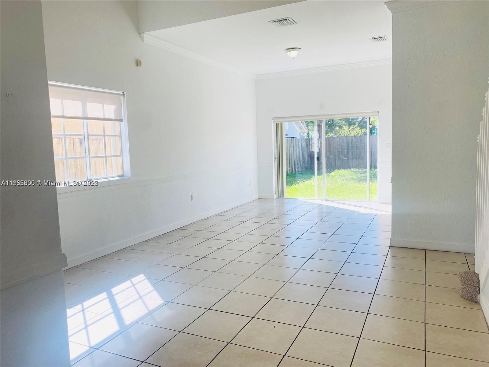 ALEXANDRIA ESTATES SUBDIV - Residential Lease