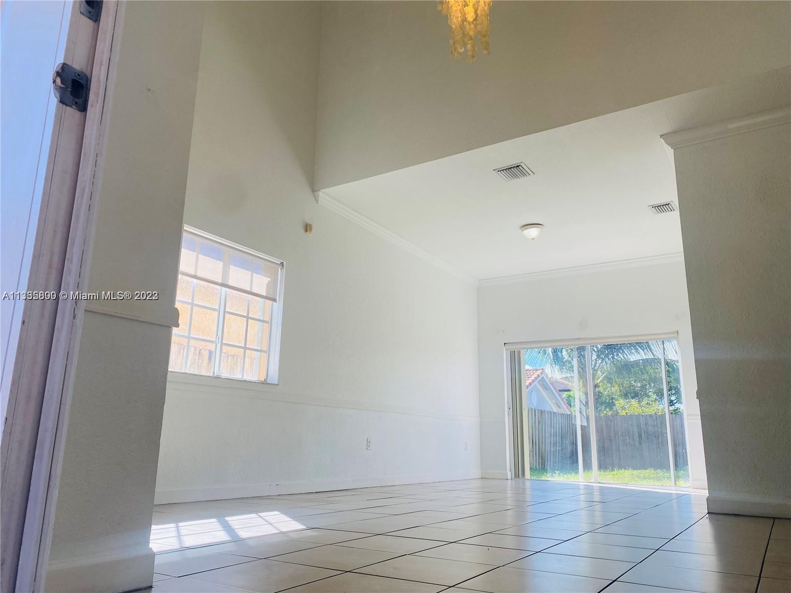 ALEXANDRIA ESTATES SUBDIV - Residential Lease