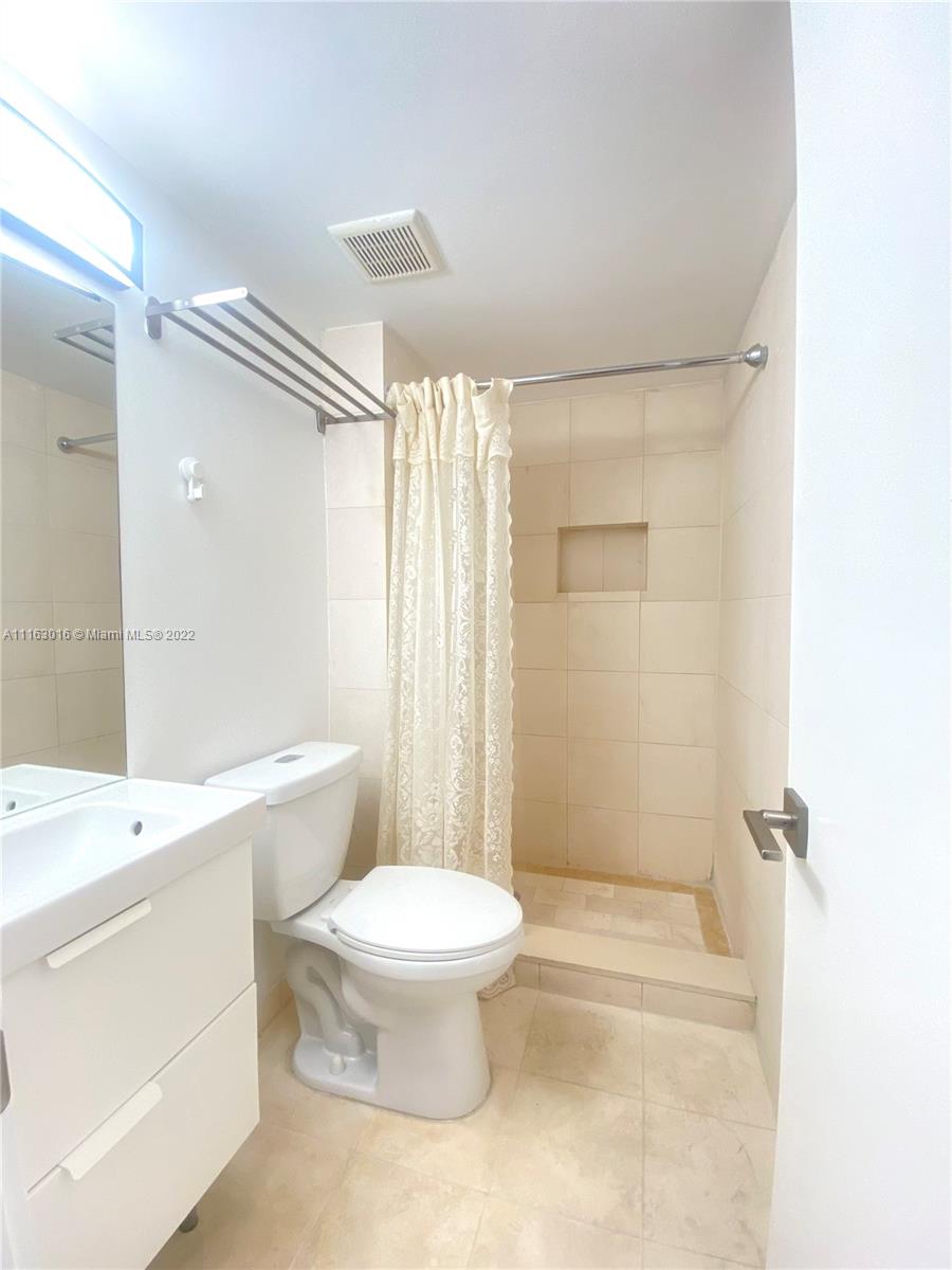 MARBELLA BY THE GROVE CON - Residential Lease