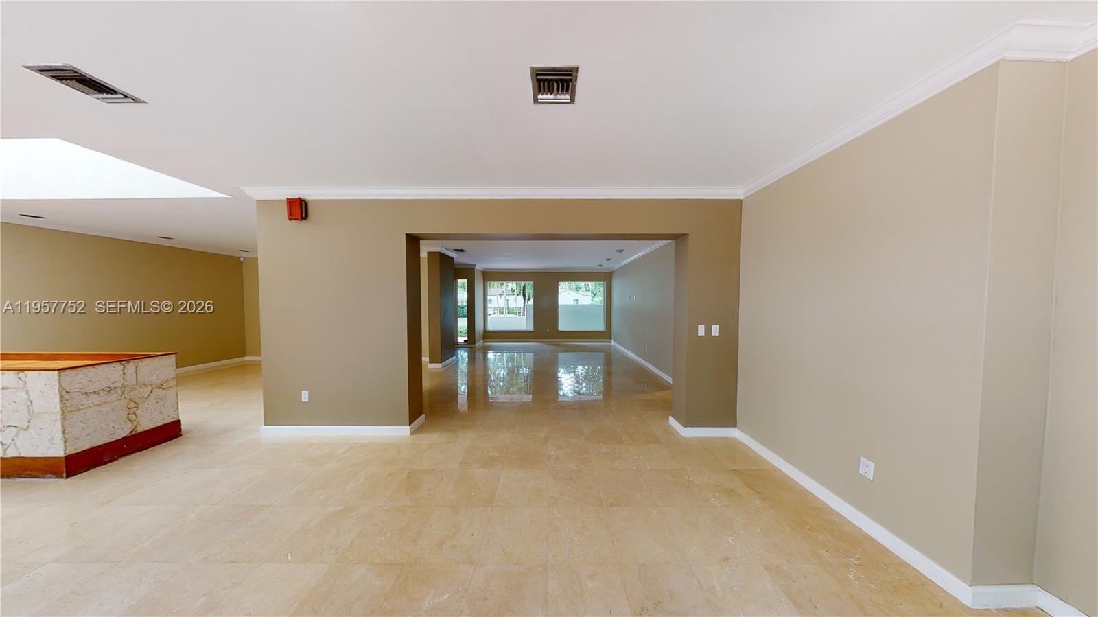 CORAL GABLES SEC E - Residential Lease