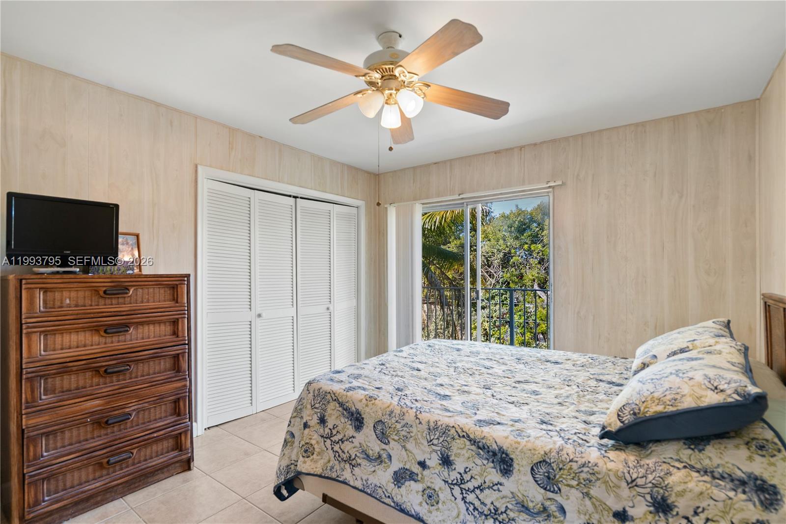 HOLIDAY BY THE SEA - Residential