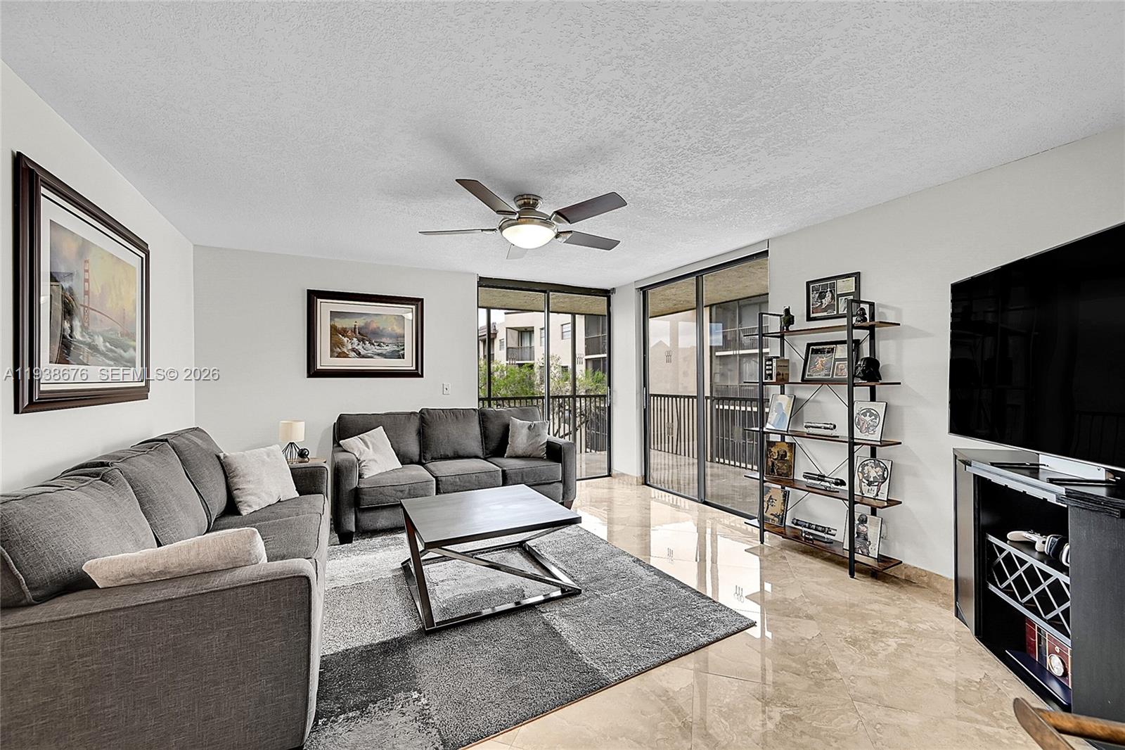 PLANTATION RACQUET CLUB - Residential