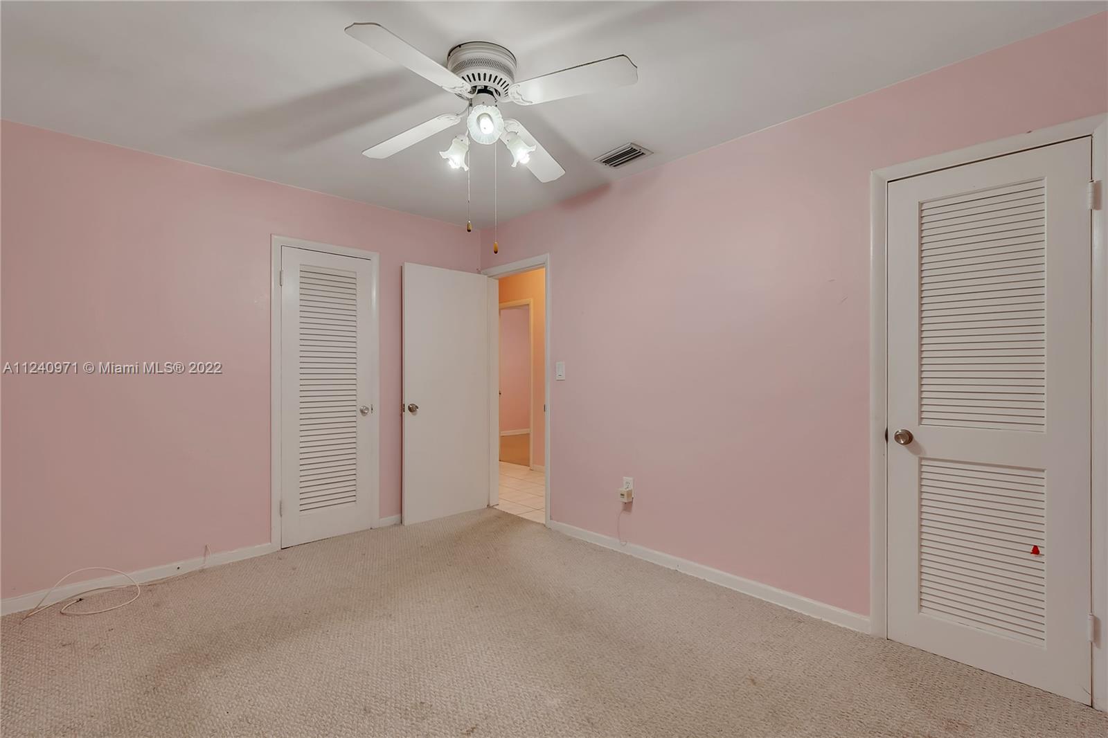 BONNIE BRIAR ESTATES - Residential