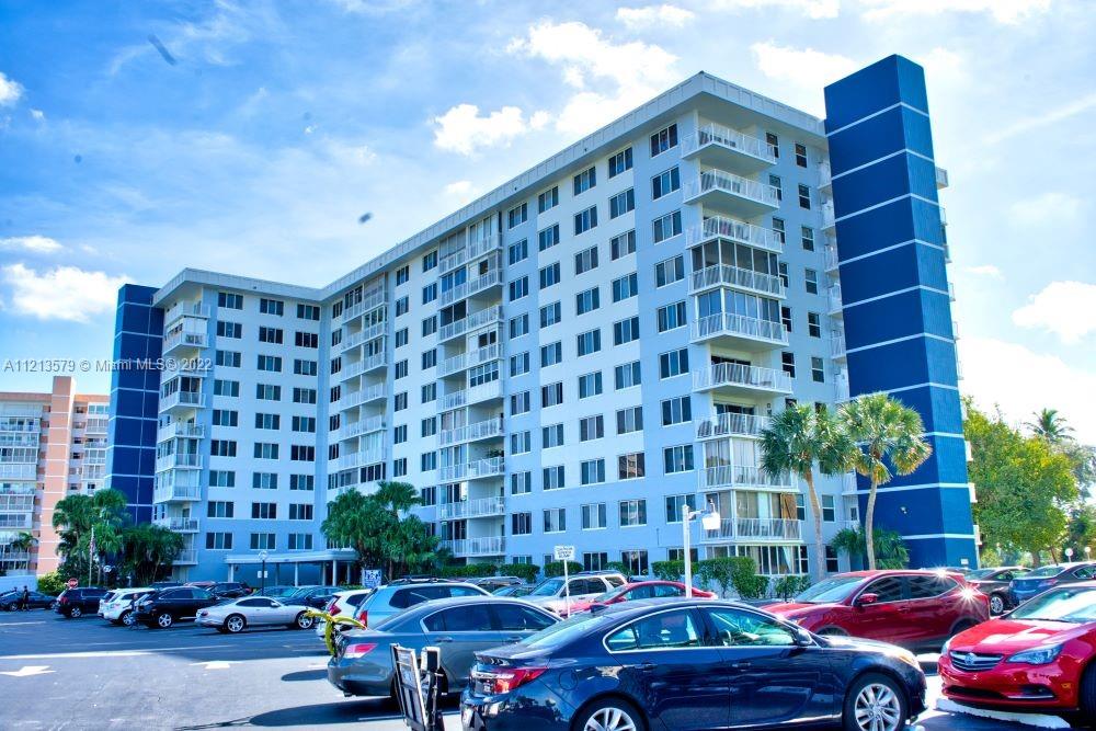 HILLCREST EAST 24 CONDO - Residential