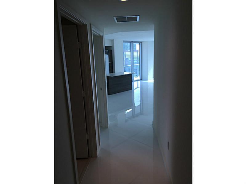 BRAND NEW 2 BEDROOM, 2 BATH UNIT IN BRICKELL AT MILLECENTO, CREATED   BY CARLOS OTT AND DESIGNED BY PINIFARINA. WHITE TILES THROUGHOUT THE UNIT. HIGH RISE BUILDING IN THE HEART   OF MARY BRICKELL VILLAGE, ITALIAN CABINETRY, PRIME APPLIANCES. LARGE   BALCO NY, AMAZING SKYLINE VIEWS AND BAY VIEW. 5 STAR AMENITIES, ROOFTOP  POOL  AT 43rd FLOOR, LOUNGE ROOM, KIDS ROOM, MOVIE THEATRE, FITNESS CENTER,  AND SAUNA. EASY TO SHOW!