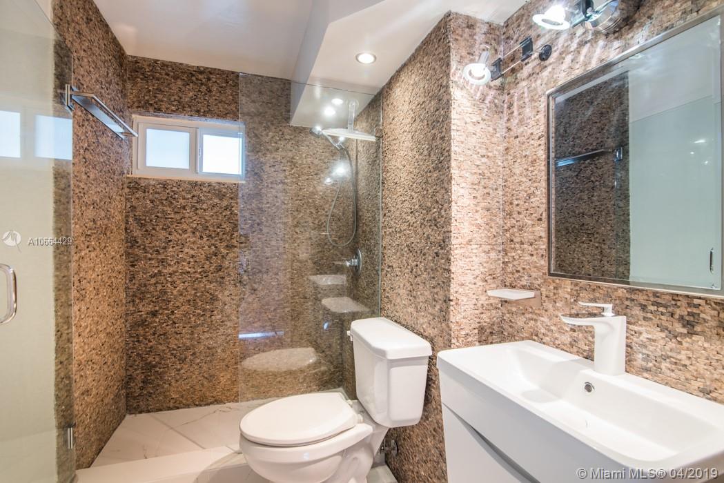 BAYSIDE TERRACE CONDO - Residential Lease