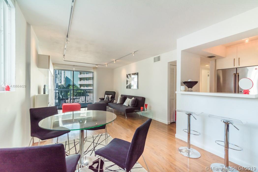 BAYSIDE TERRACE CONDO - Residential Lease