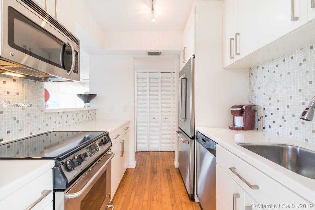 BAYSIDE TERRACE CONDO - Residential Lease