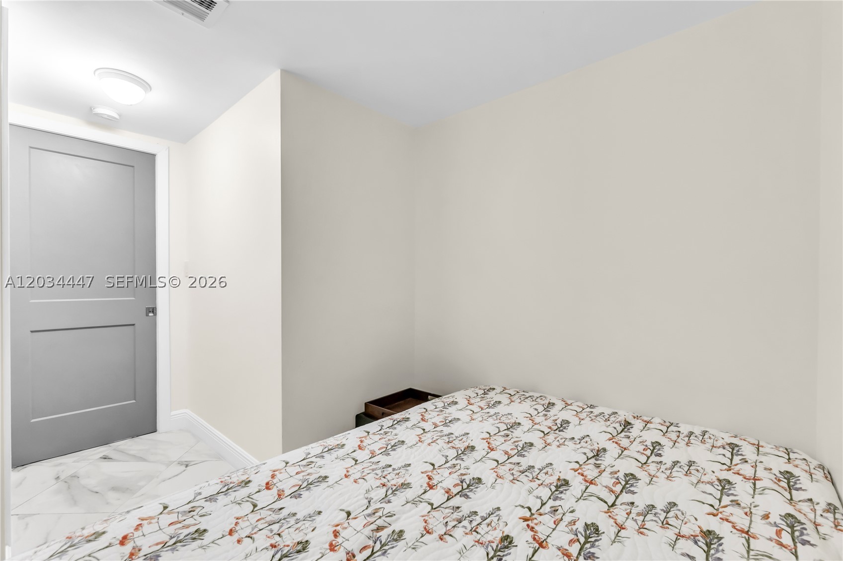 GALLEON CONDO - Residential