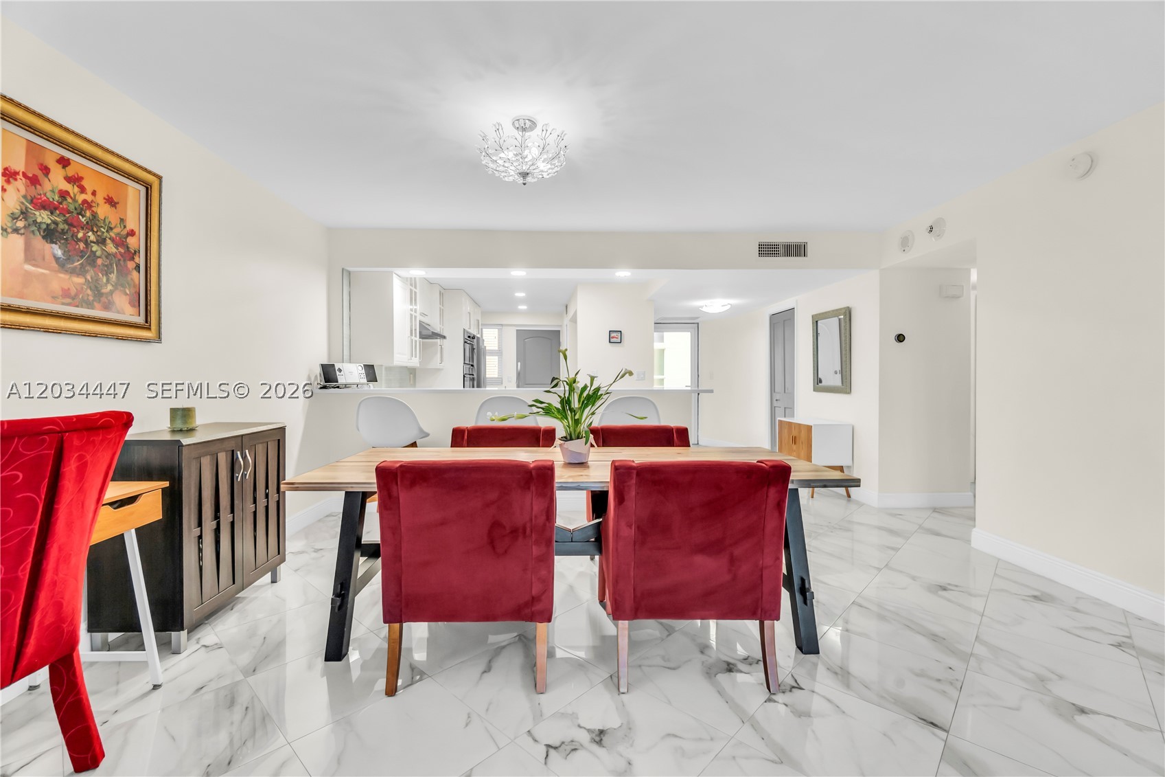 GALLEON CONDO - Residential