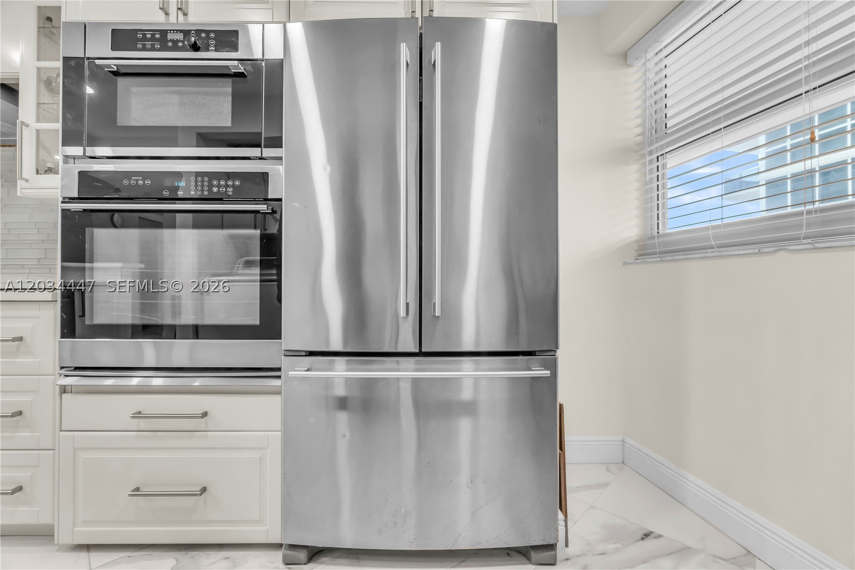 GALLEON CONDO - Residential