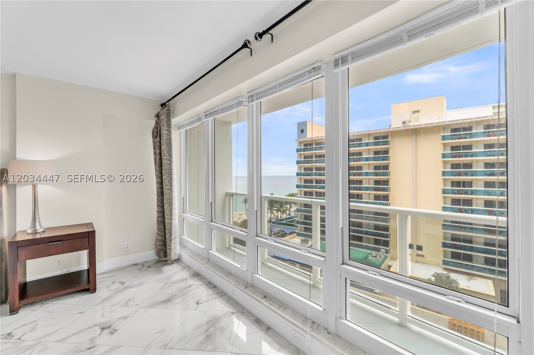 GALLEON CONDO - Residential