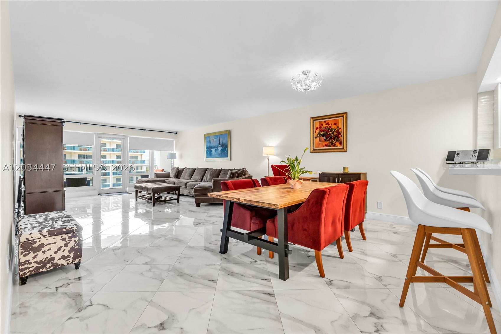 GALLEON CONDO - Residential