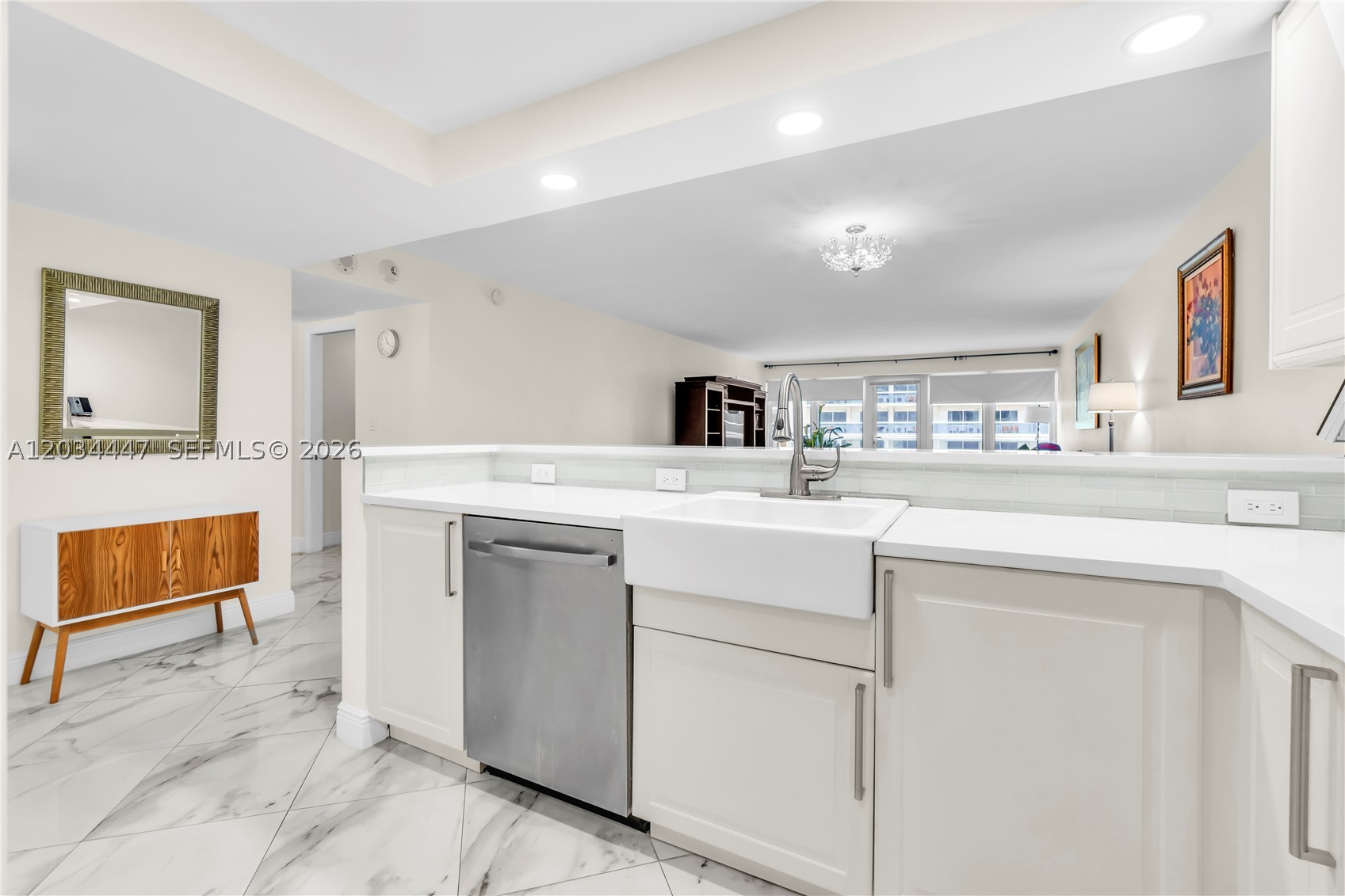 GALLEON CONDO - Residential