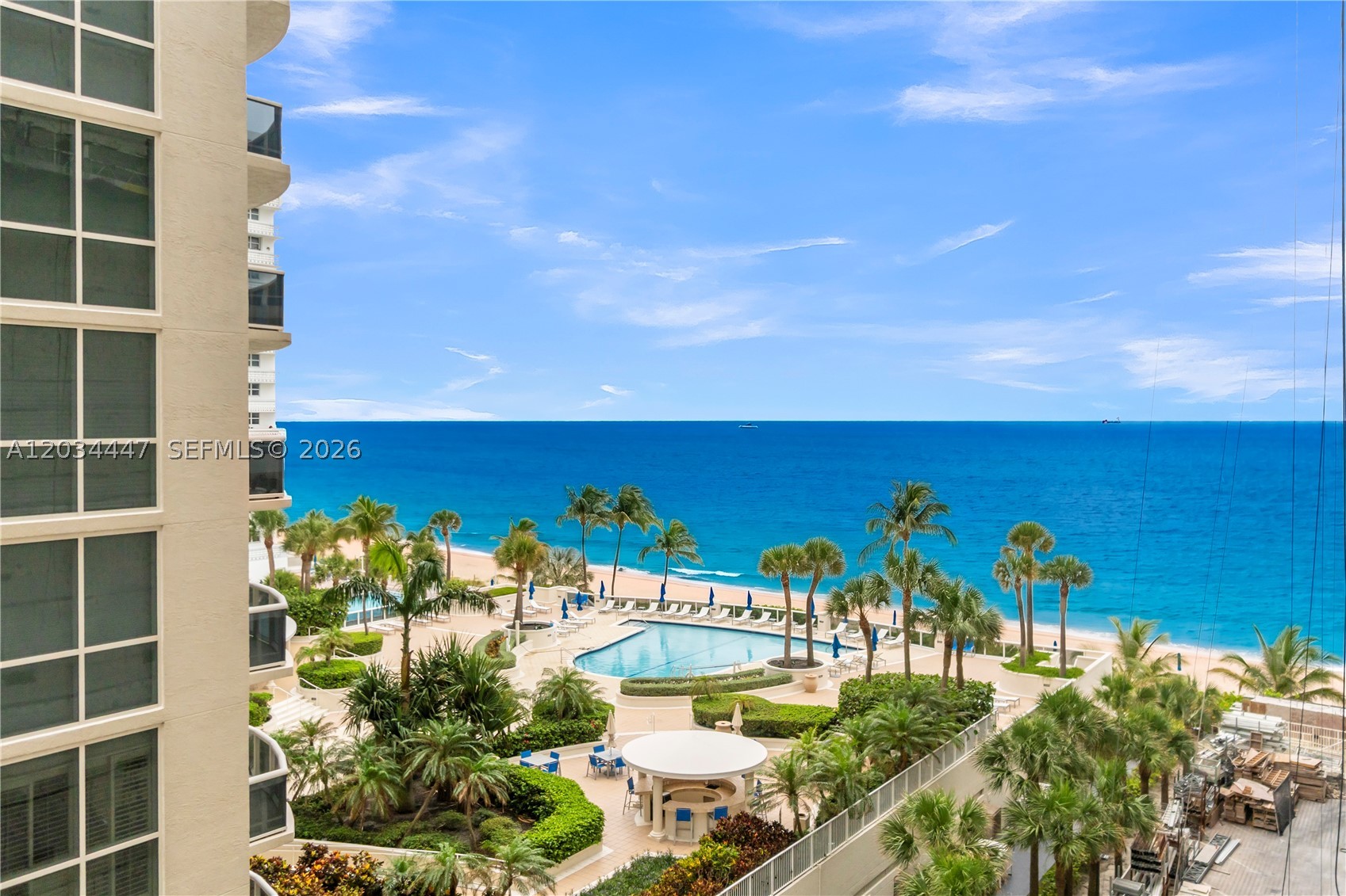 GALLEON CONDO - Residential