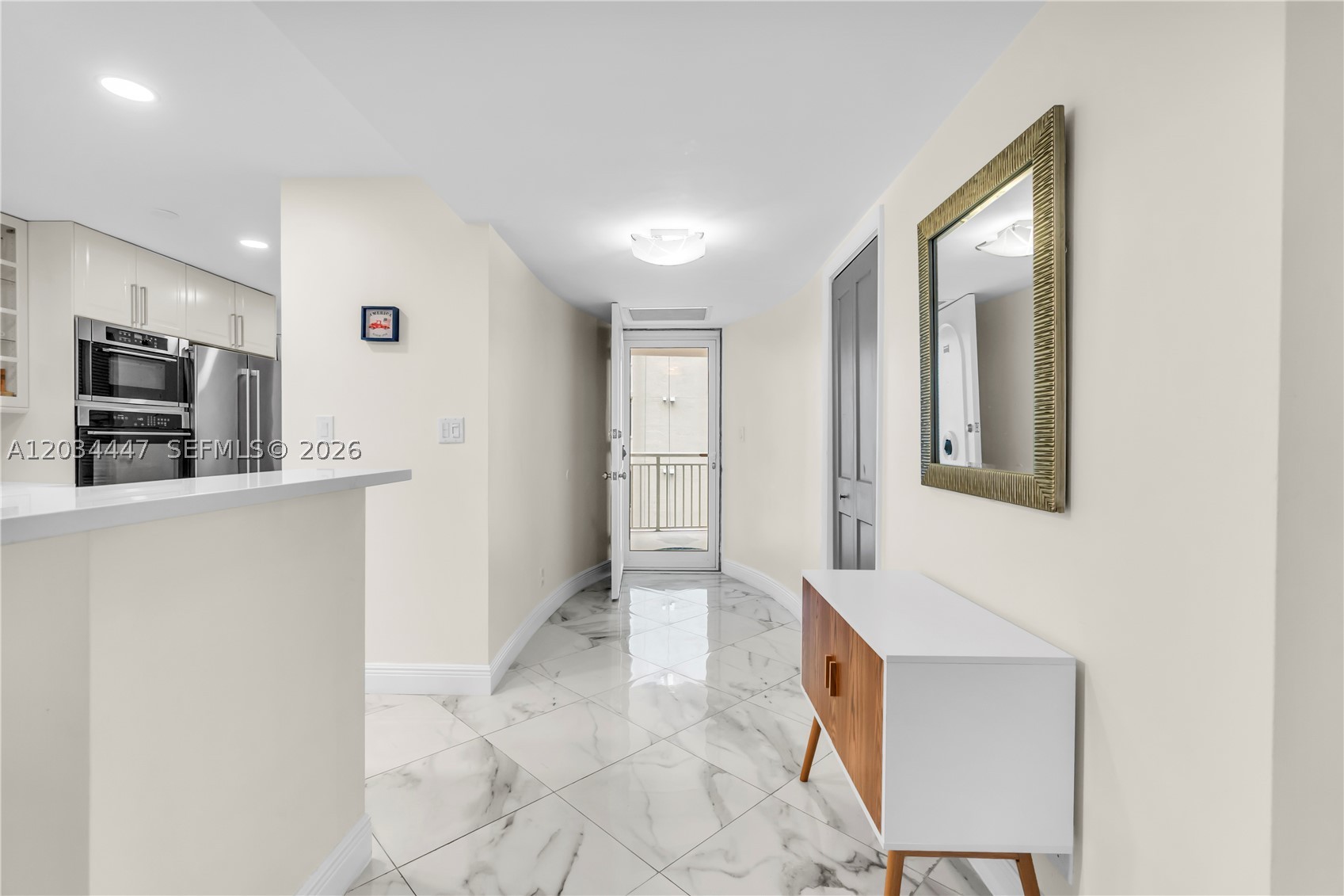GALLEON CONDO - Residential