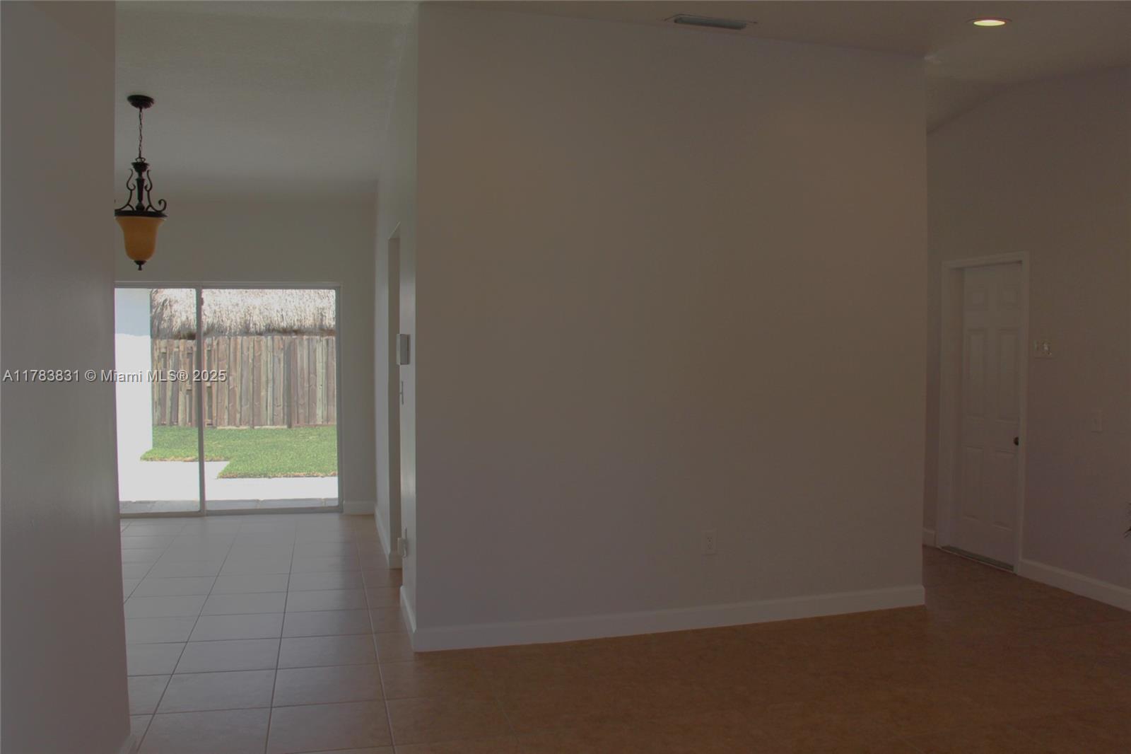 MAJESTIC HOMES - Residential Lease