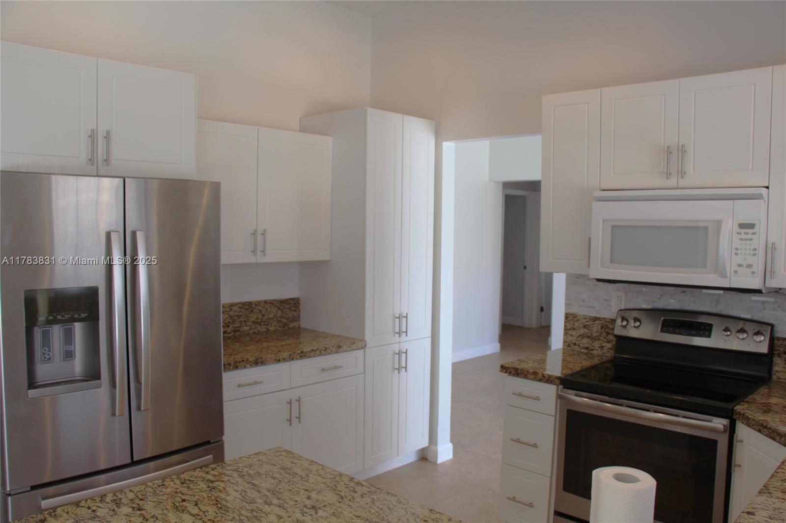 MAJESTIC HOMES - Residential Lease